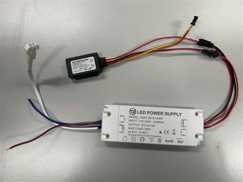 Driver LED 12V 3A 36W con interruttore touch e uscita 230V per riscaldamento dello specchio – Modello GWV-3612+GWP